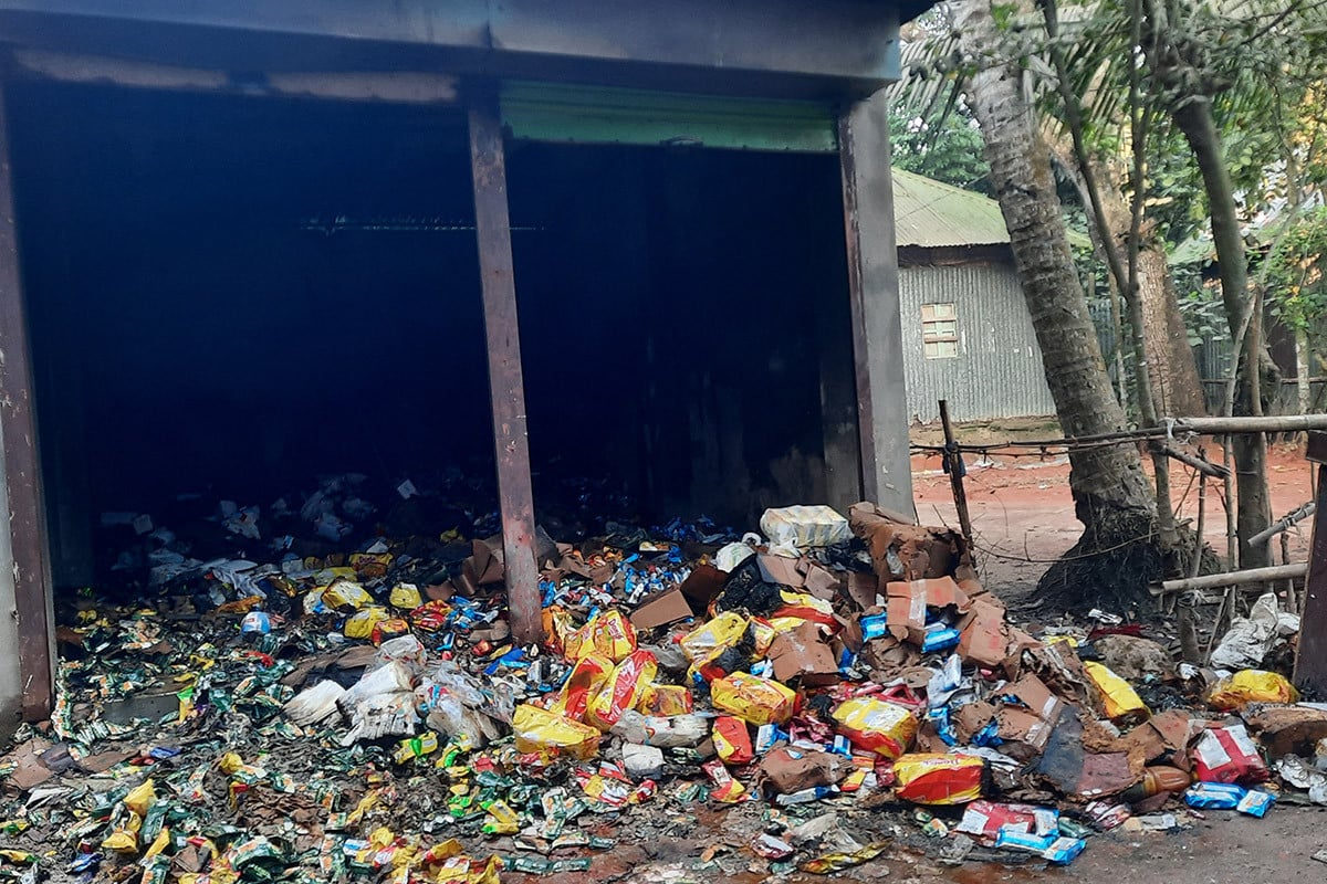 নাসিরনগরে তালাবদ্ধ গুদামে আগুন, মালামাল পুড়ে ছাই