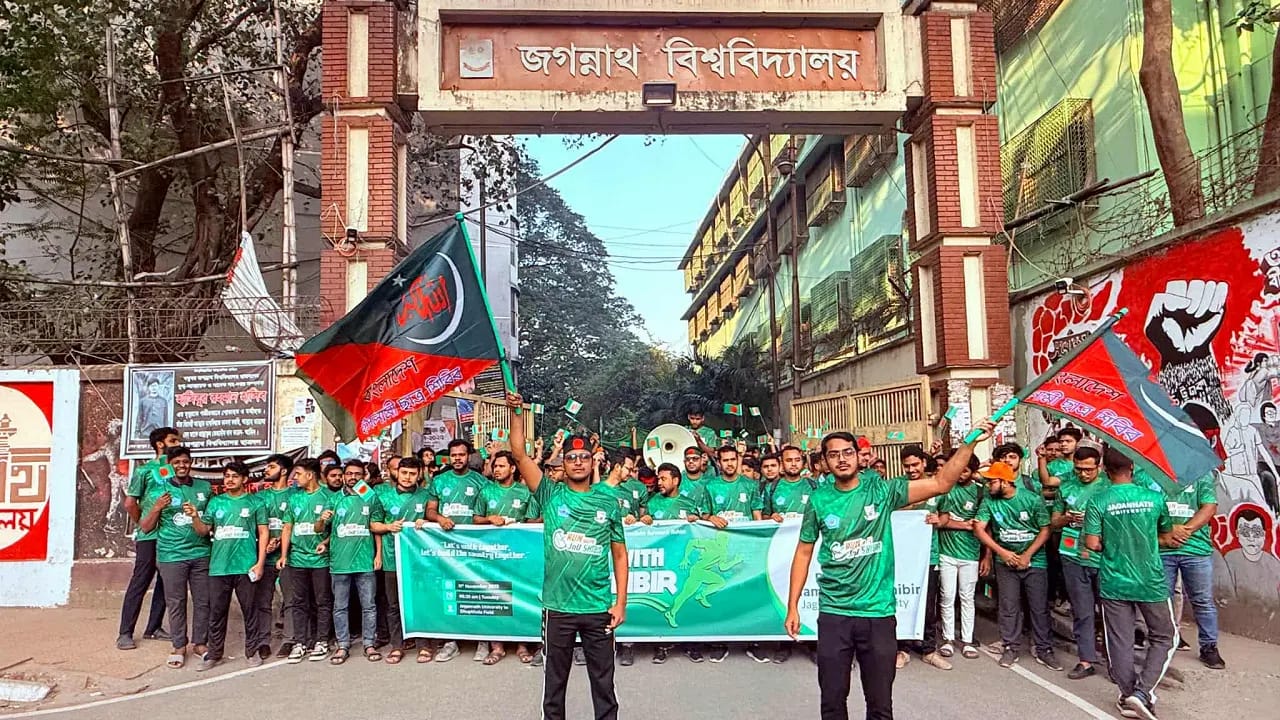 খুনি হাসিনার দোসরদের বিরুদ্ধে গণপ্রতিরোধ গড়ে তুলতে হবে: সাদিক কায়েম