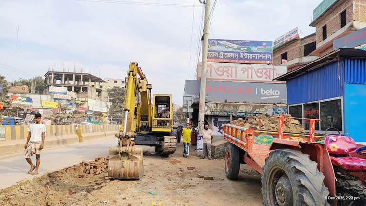 দেবিদ্বারে হাসনাত আবদুল্লাহর ব্লকেড কর্মসূচি ঘোষিত সেই সড়ক সংস্কার শুরু