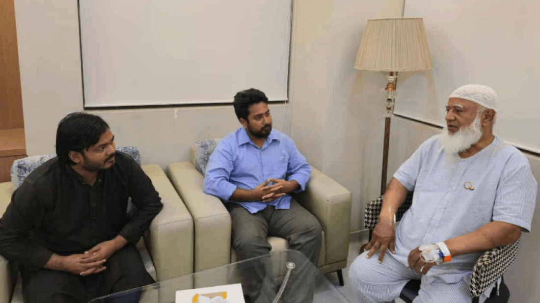 ডা. শফিকুর রহমানকে দেখতে হাসপাতালে নাহিদ ইসলাম