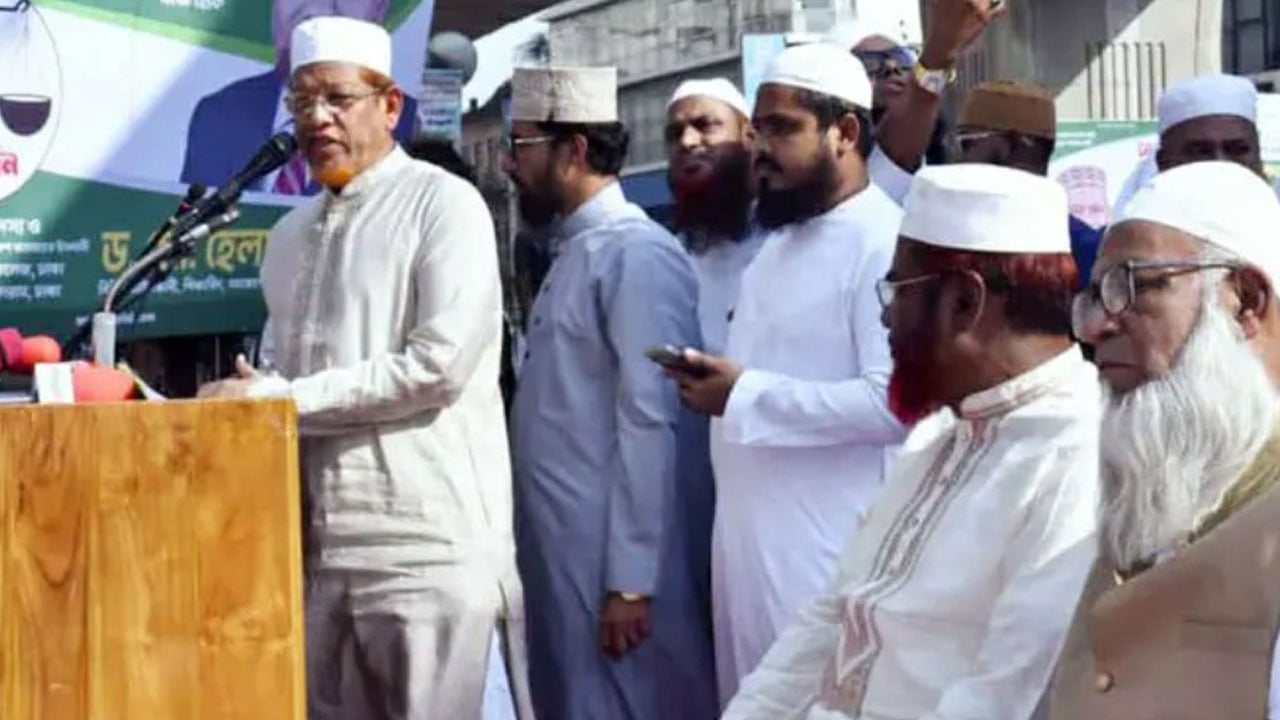 গণভোট না হলে নির্বাচন ২৯ সালে: হামিদুর রহমান আযাদ