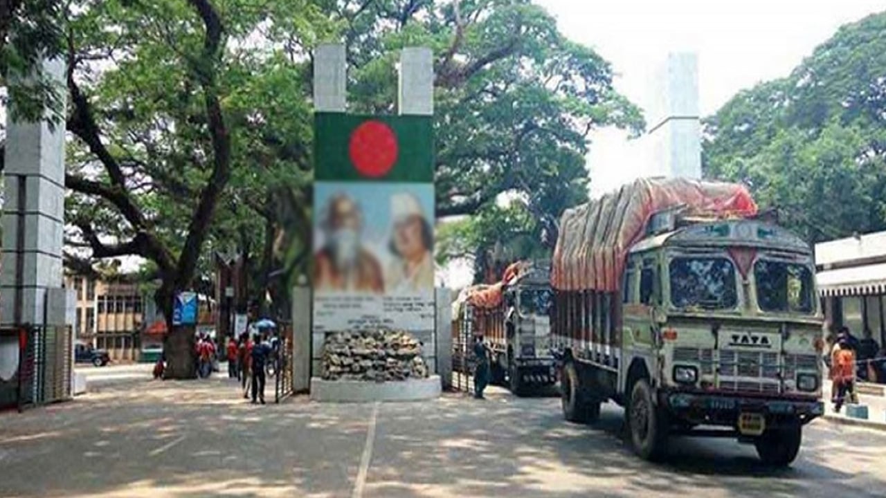 ভারত সীমান্তে ৩ স্থলবন্দর বন্ধ, ১টির কার্যক্রম স্থগিত