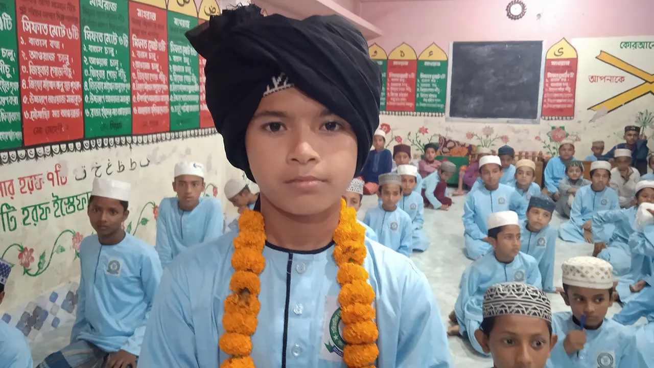 ১১ মাসে কোরআনের হাফেজ নাঙ্গলকোটের দশ বছরের শিশু মুনতাসির