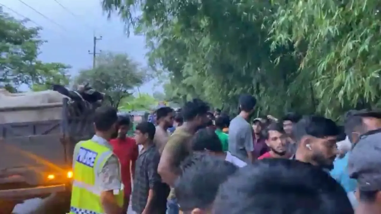 সিলেটে মাইক্রোবাস-মোটরসাইকেল সংঘর্ষে নিহত ২