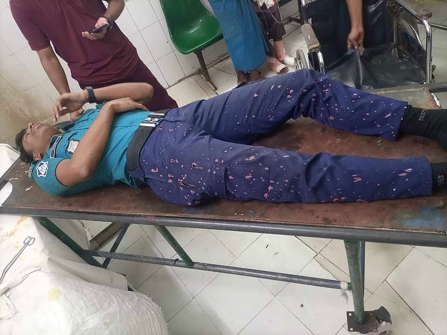 মাদারীপুরে ব্যাংক কর্মীর কাছ থেকে ২৪ লাখ টাকা ছিনতাই