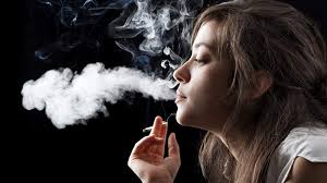 ধূমপানের বাড়ছে নারীদের বন্ধ্যাত্বের ঝুঁকি
