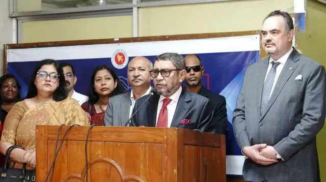 একসপ্তাহের মধ্যে সব শিশুকে হামের টিকা দেওয়া হবে: স্বাস্থ্যমন্ত্রী